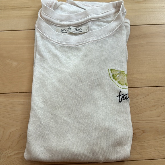 We the free shirt size medium - Picture 5 of 5